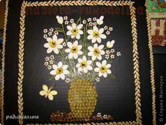Мастер-класс по мозаике из семян: Панно "Нарциссы в вазе"