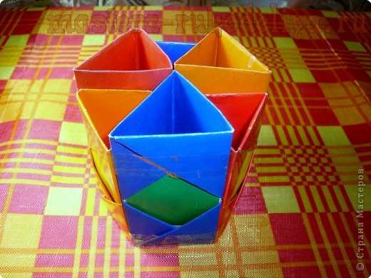 Мастер-класс по оригами: Подставка для канцелярских принадлежностей