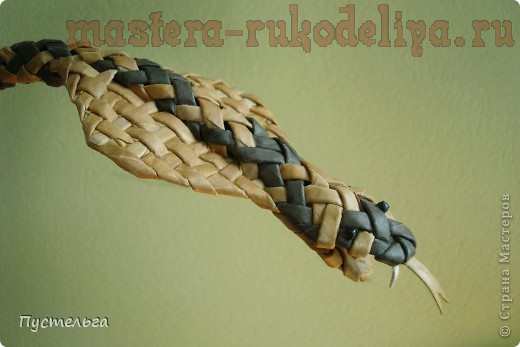 Мастер-класс по плетению из газет: Символ 2013 года - Змея