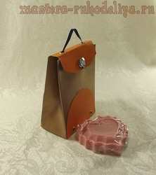 Мастер-класс по скрапбукингу: Подарочная коробочка в виде рюкзака