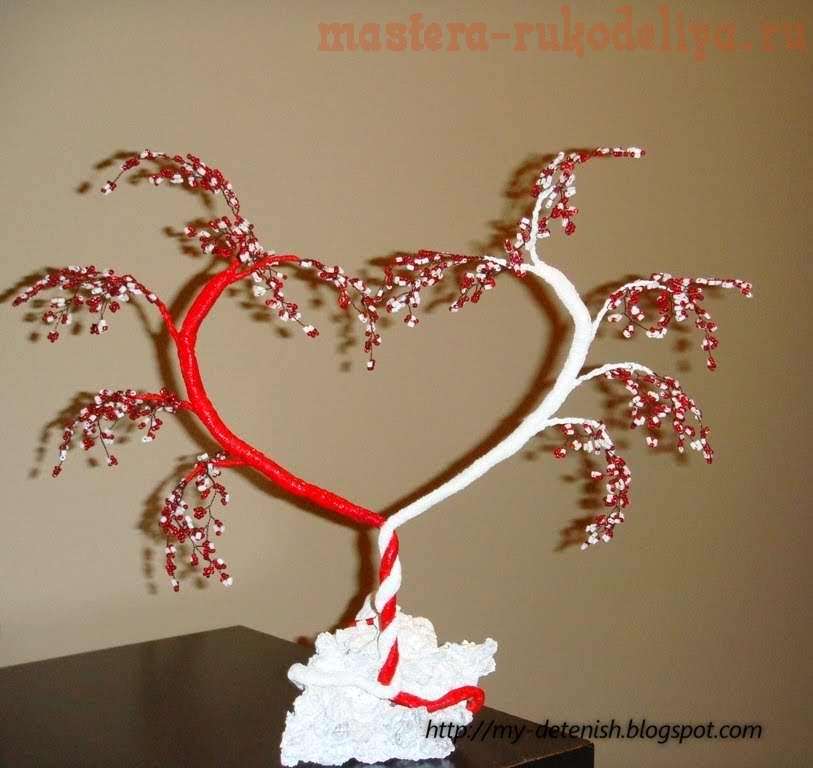 Мастер-класс по бисероплетению: "Сердечные" деревья из бисера