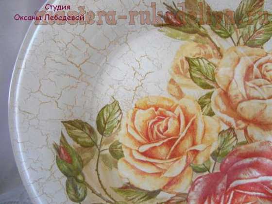 Мастер-класс по обратному декупажу на стекле: Тарелка с розами