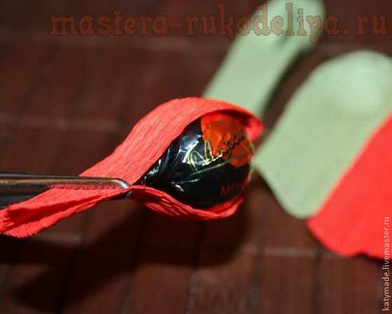 Мастер-класс по букетам из конфет: Маковый бутон из флористической гофрированной бумаги