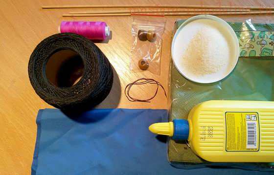Видео мастер класс по рукоделию для дома: Делаем букет васильков из подручных материалов
