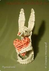 Мастер-класс по плетению из газет: Влюблённый заяц