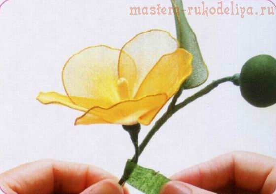 Мастер-класс по созданию цветов из капрона: Желтый цветок для букета