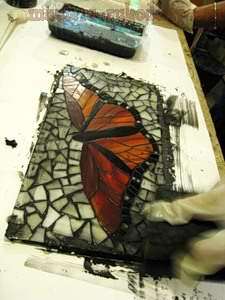 Мастер-класс по мозаике: Бабочка из стекла