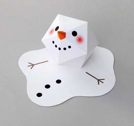 1. Оригами снеговик из бумаги