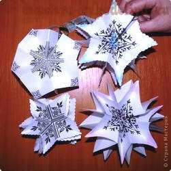 Объемная снежинка из бумаги в технике оригами