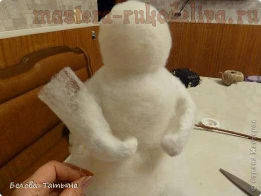 Мастер-класс: Снеговик из салфеток и синтепона
