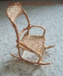 Мастер-класс: Кукольная мебель. Кресло из проволоки и ниток