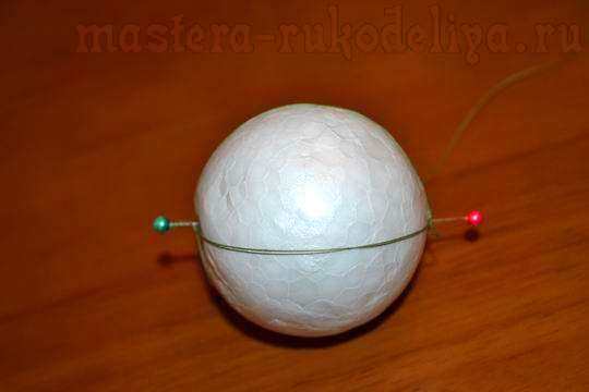 Мастер-класс по декорированию: Новогодний кружевной шарик