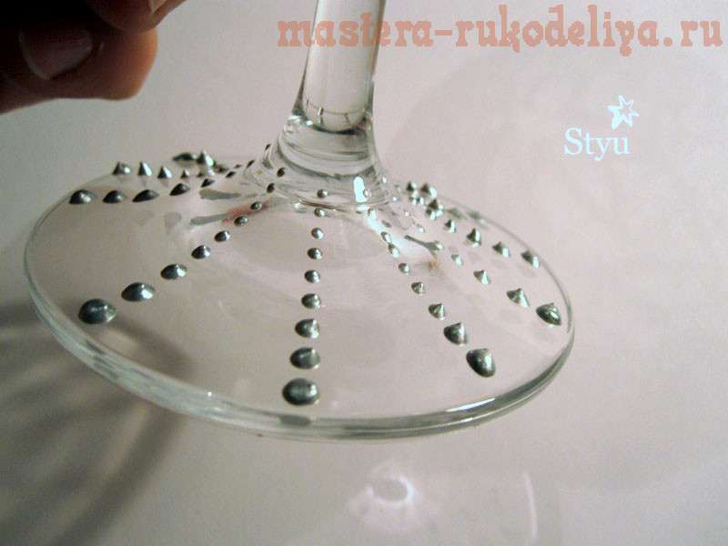 Мастер-класс: Декорирование свадебных бокалов стекловидными гранулами