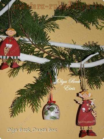 Мастер-класс по росписи: Рождественские колокольчики из яичной скорлупы