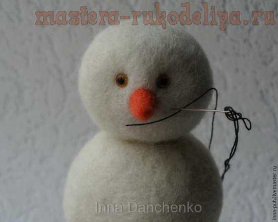 Мастер-класс по сухому валянию: Снеговик под ёлочку