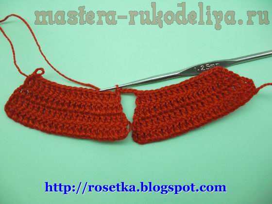 Мастер-класс по вязанию крючком: Куклена в красных штанишках
