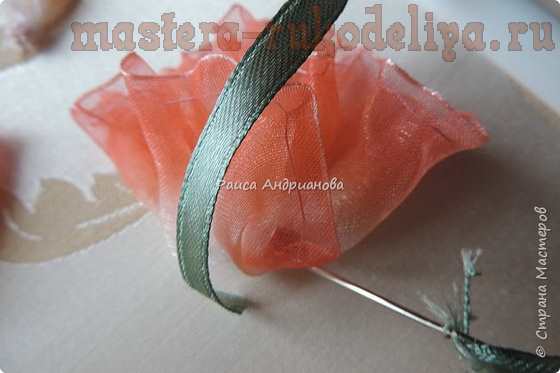 Мастер-класс по вышивке лентами: Декоративная подушка 