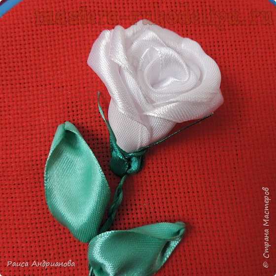 Мастер-класс по вышивке лентами: Объемная роза