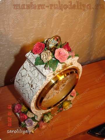 Мастер-класс по керамической флористике: Часы с розами