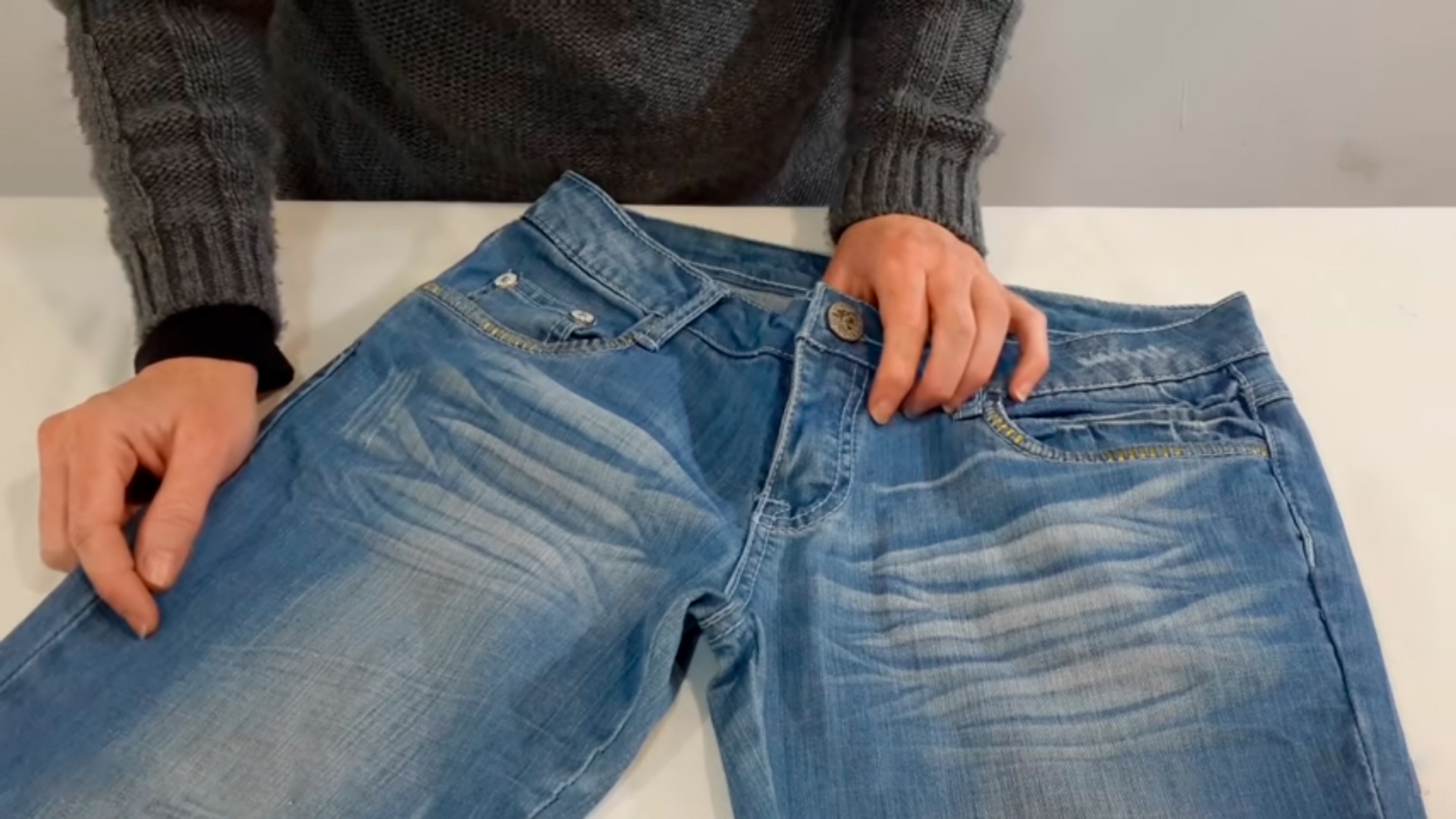 Перешиваем джинсы в юбку